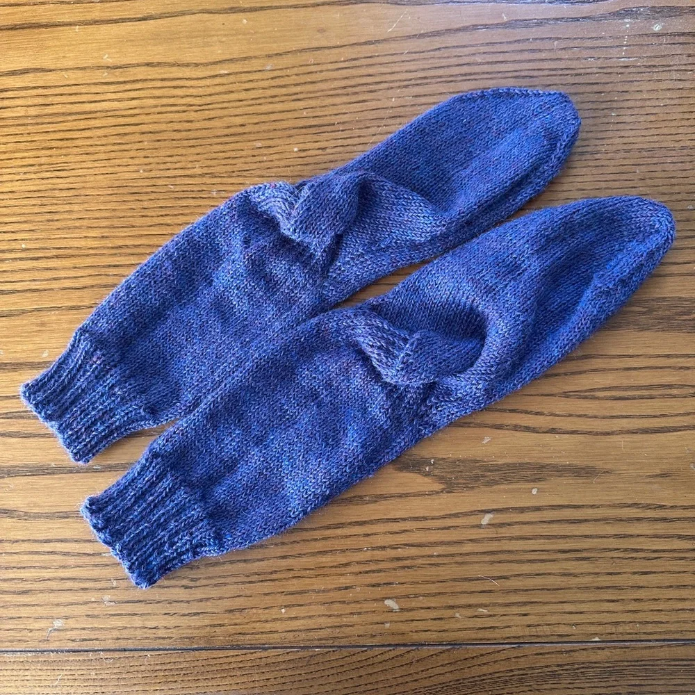 Hand Knit Lambswool Socks Women M/L Purple Cozy Winter Hiking Cottagecore